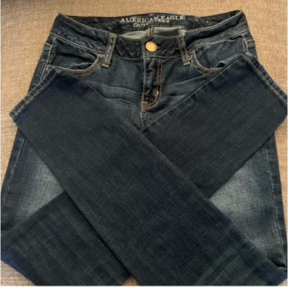 Excellent Preowned Condition American Eagle Jeggings Jeans Size 0. Very cute - Picture 3 of 6
